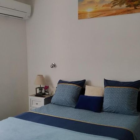 Chambres Climatisees Confort,Wifi, Gare Tgv,Parking,Pt Dejeuner Perpignan Exteriör bild